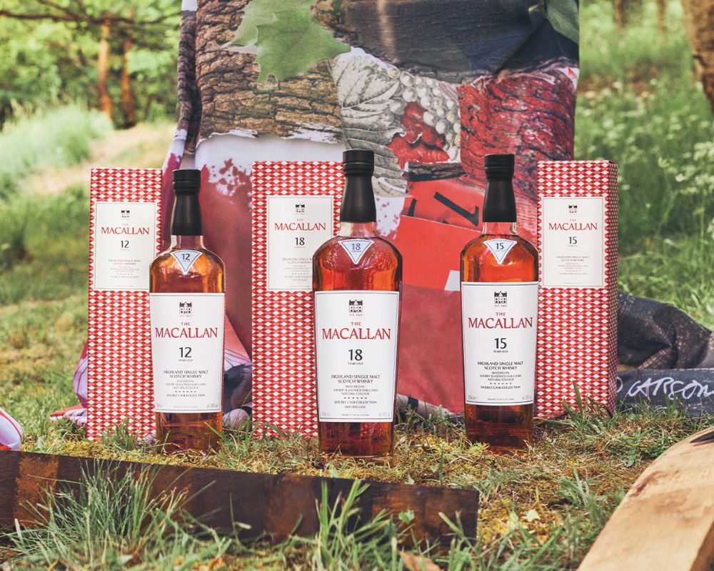 Double Cask Flaschen von The Macallan in der Wiese