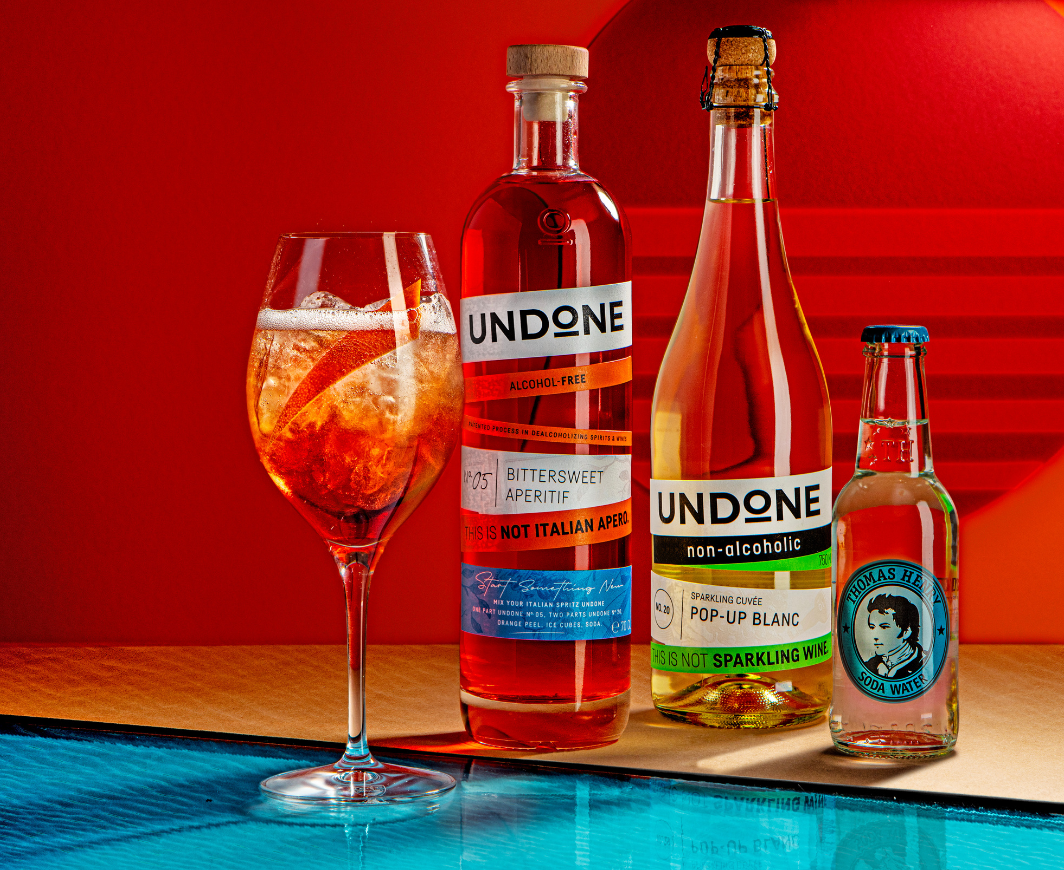 Non Aperol Spritz mit Undone Flaschen und Thomas Henry