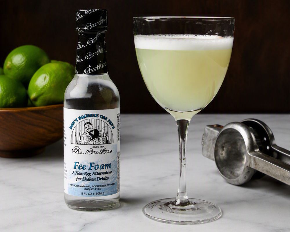 Fee Brothers - fee foam mit Cocktail